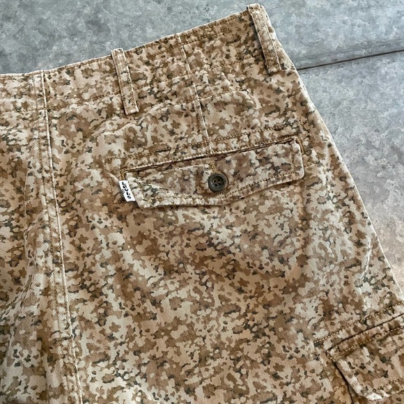 Levi's Camo Cargo Shorts 90s Y2K Cut Off Tan Brown White Tab Logo Mens 32 - Picture 10 of 13
